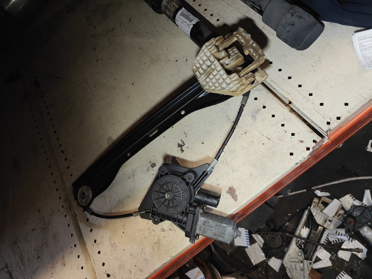Elevador de Vidro Tras Esquerdo MINI MINI COUNTRYMAN (R60) | 10 - 16