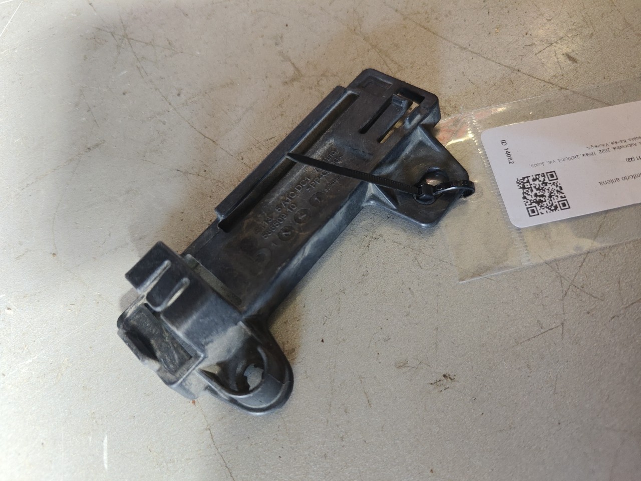 Suporte / Guia / Apoio de plastico OPEL Vectra B (36_) Imagem-1