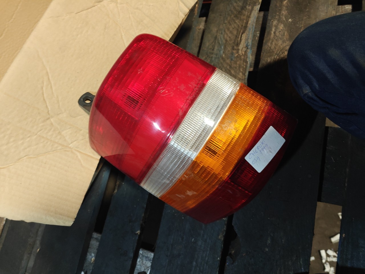 Farolim Esquerdo Painel Lanterna Esquerda Ilharga JEEP CHEROKEE (XJ) | 83 - 01