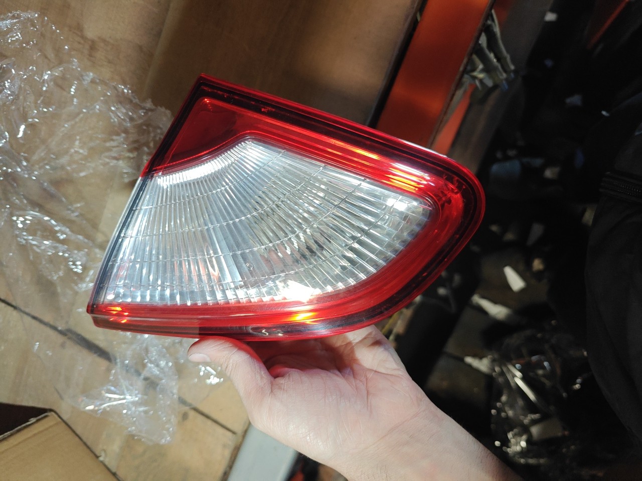 Farolim Direito da Mala NISSAN QASHQAI / QASHQAI +2 I (J10, NJ10, JJ10E) | 06 - 14