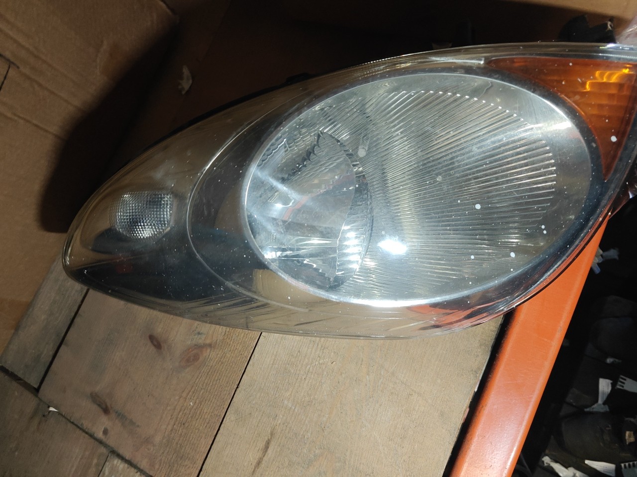 Farol Frente Direito / Otica Direita NISSAN NOTE (E11, NE11) | 05 - 13 Imagem-4