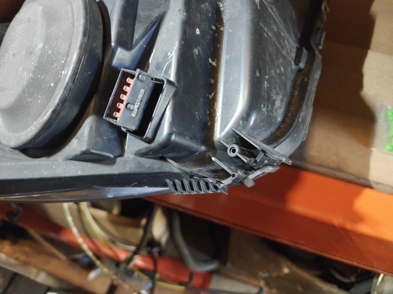 Farol Frente Esquerdo / Otica Esquerda OPEL ASTRA H (A04) | 04 - 14 Imagem-14 Farol Frente Esquerdo / Otica Esquerda OPEL ASTRA H (A04) | 04 - 14 Imagem-14