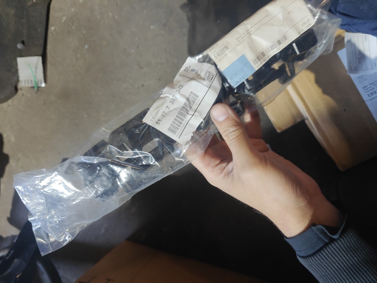 Suporte Embaladeira Direita BMW 5 (G30, F90) | 16 - 