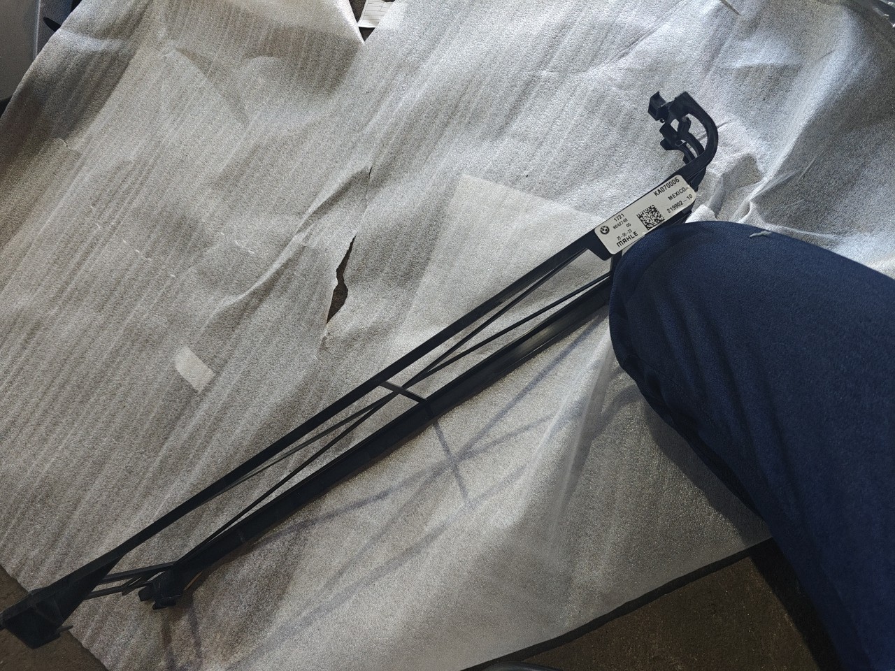 Suporte / Caixa dos Radiadores BMW X5 (G05, F95) | 18 - 