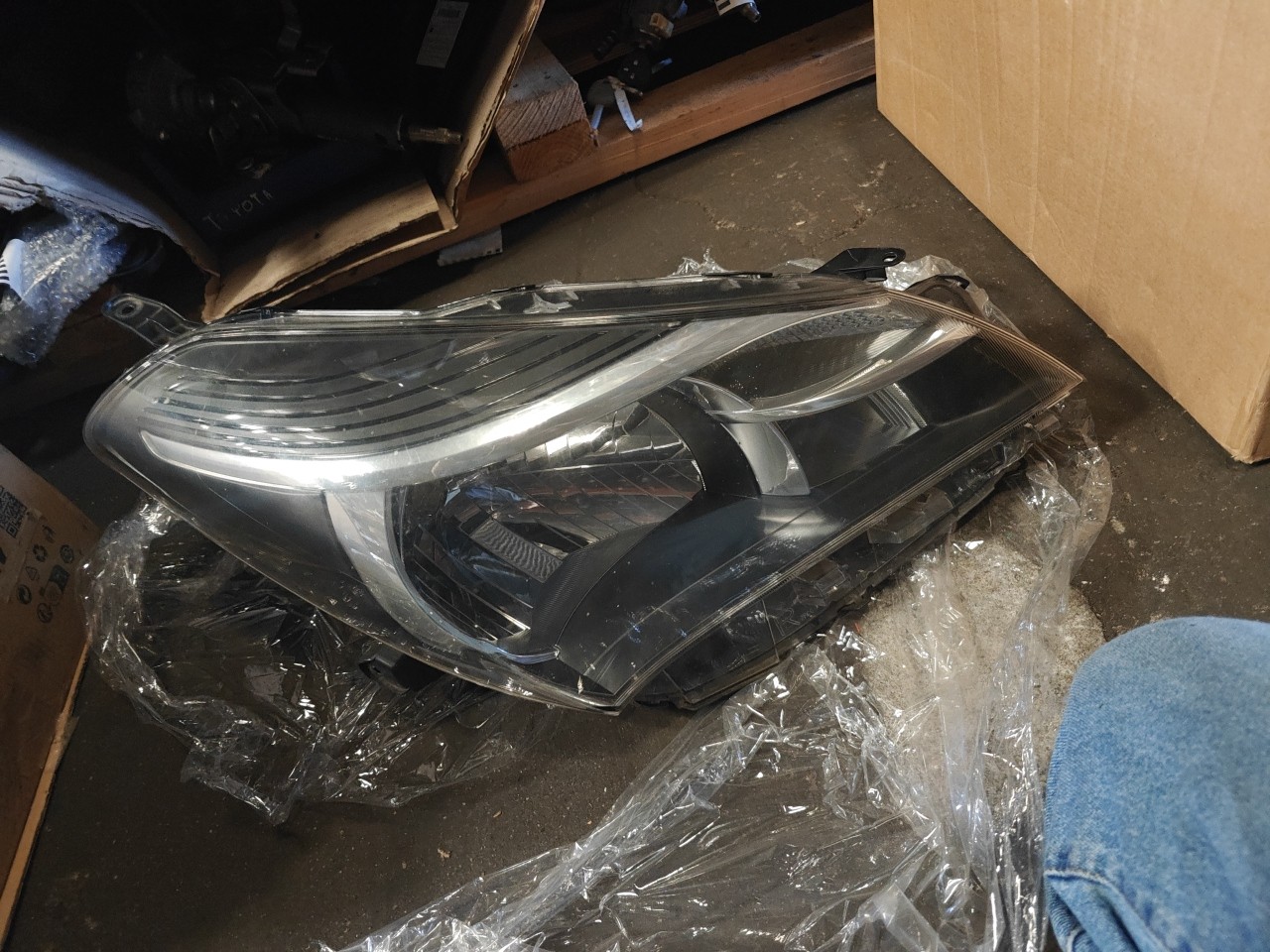 Farol Frente Direito / Otica Direita TOYOTA YARIS (_P15_) | 13 - 