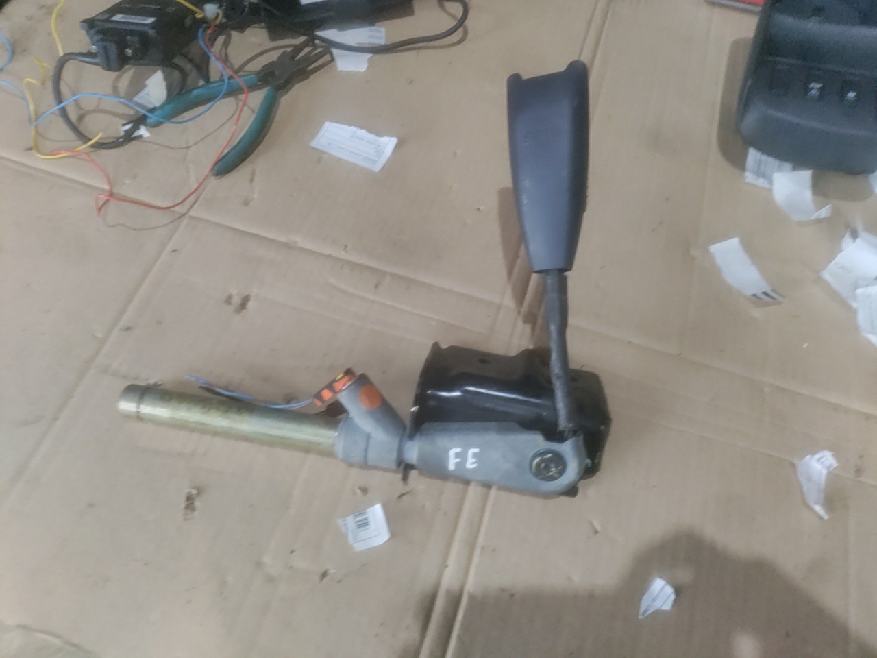 Pretensor / Encaixe Cinto Frente Esquerdo RENAULT ESPACE IV (JK0/1_) | 02 - 