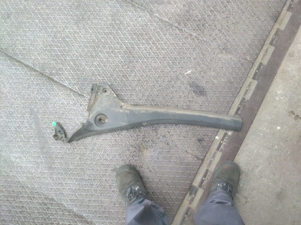 Blindagem da Grelha Torpedo RENAULT ESPACE IV (JK0/1_) | 02 - 