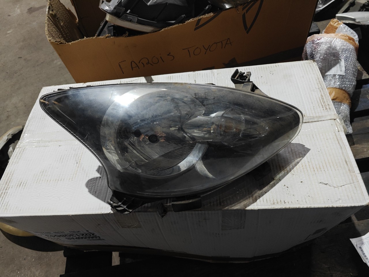 Farol Frente Direito / Otica Direita TOYOTA AYGO (_B1_) | 05 - 14