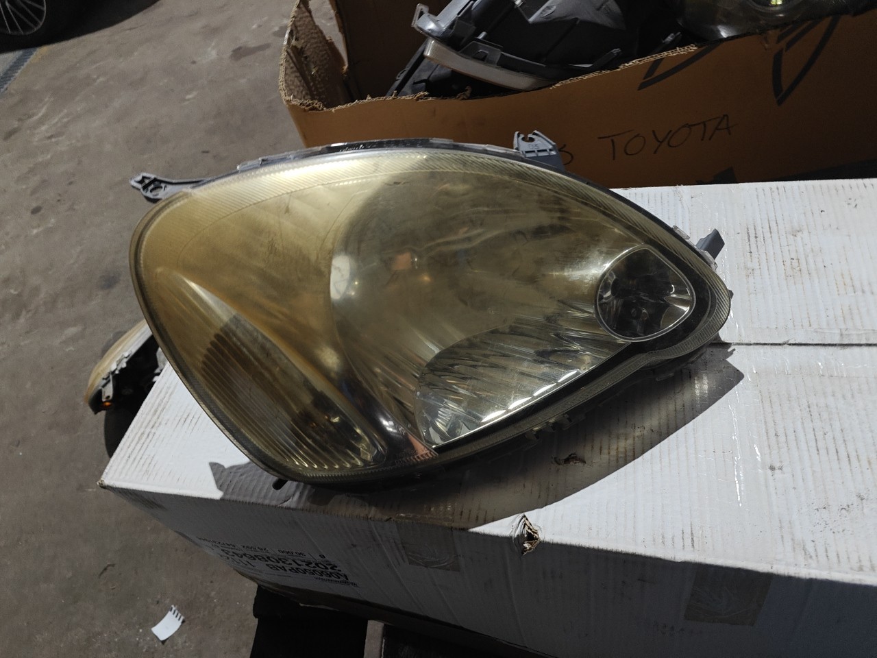 Farol Frente Direito / Otica Direita TOYOTA YARIS (_P1_) | 99 - 05