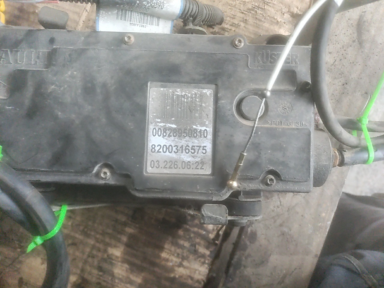 Modulo do Travao de Mao eletrico RENAULT ESPACE IV (JK0/1_) | 02 -  Imagem-3