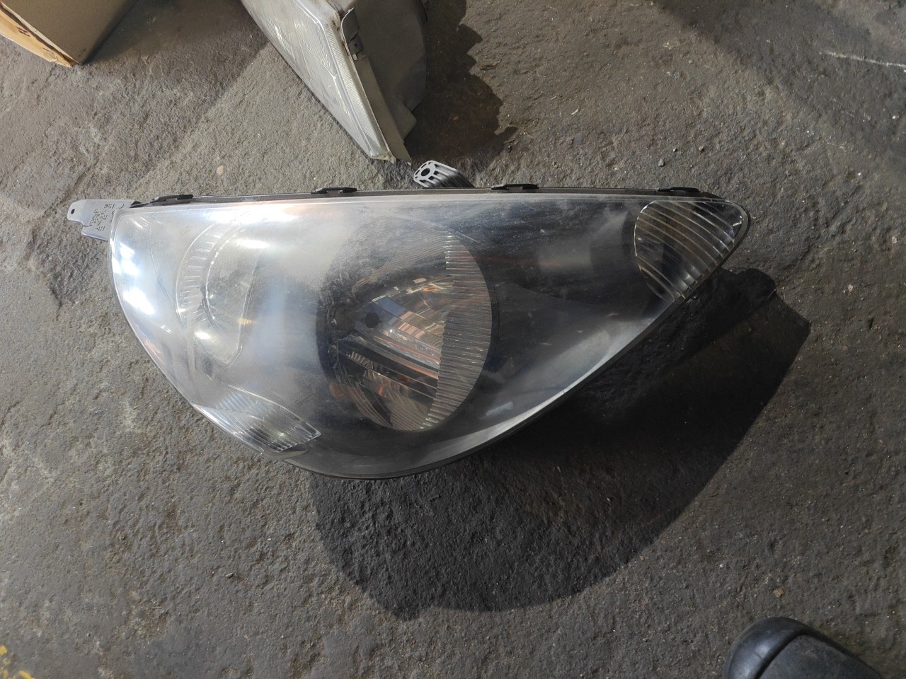 Farol Frente Direito / Otica Direita HONDA JAZZ II (GD_, GE3, GE2) | 01 - 08