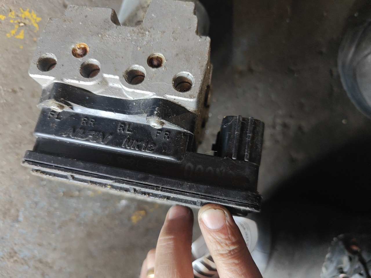 ABS HONDA CIVIC VIII três volumes (FD, FA) | 05 -  Imagem-2 ABS HONDA CIVIC VIII três volumes (FD, FA) | 05 -  Imagem-2