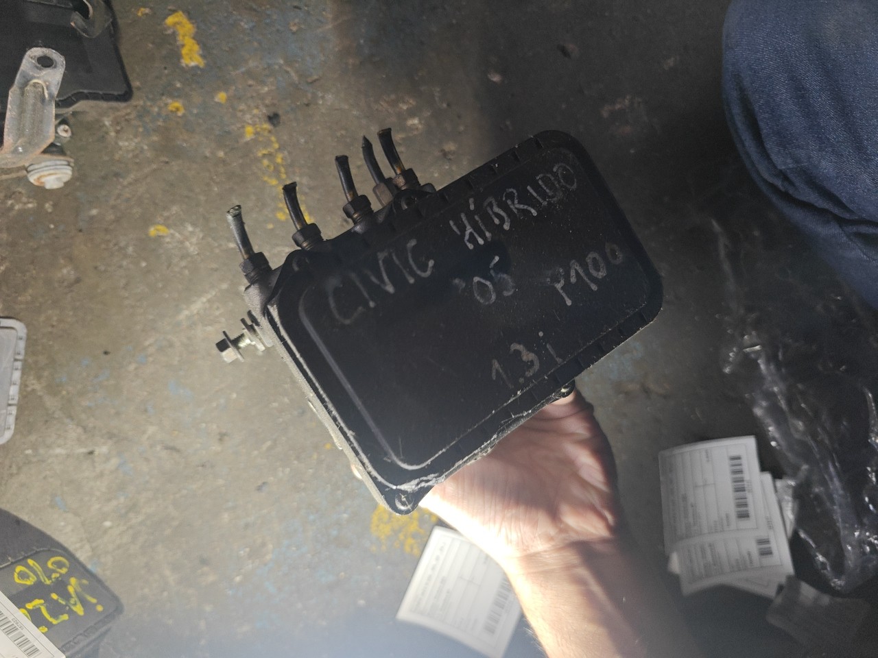 ABS HONDA CIVIC VIII Hatchback (FN, FK) | 05 -  Imagem-3 ABS HONDA CIVIC VIII Hatchback (FN, FK) | 05 -  Imagem-3