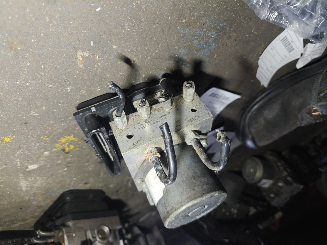 ABS HONDA CIVIC VIII Hatchback (FN, FK) | 05 -  Imagem-3 ABS HONDA CIVIC VIII Hatchback (FN, FK) | 05 -  Imagem-3