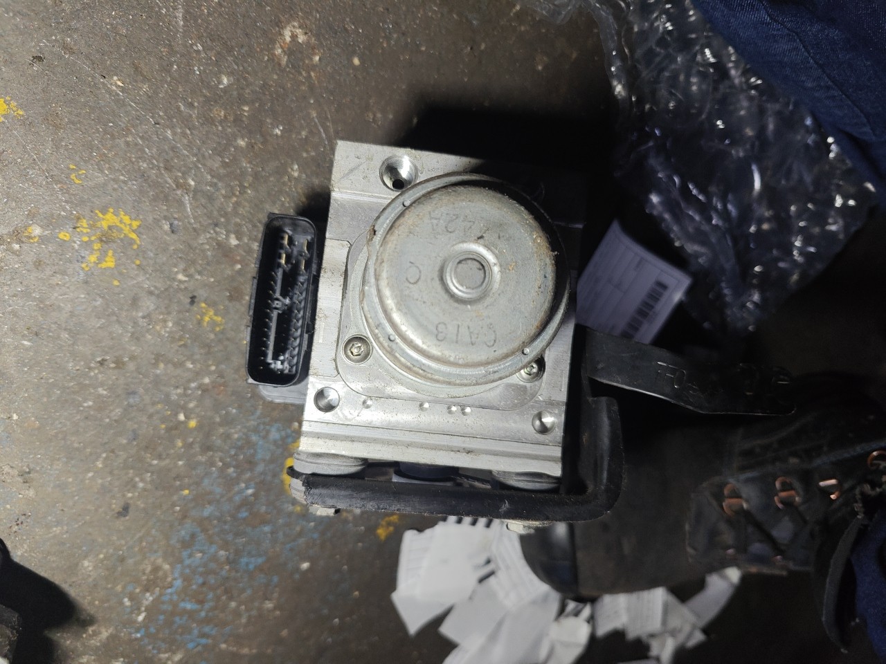 ABS HONDA JAZZ III (GE_, GG_, GP_, ZA_) | 07 -  Imagem-3 ABS HONDA JAZZ III (GE_, GG_, GP_, ZA_) | 07 -  Imagem-3