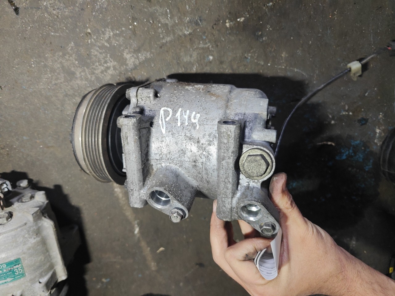 Compressor de Ar condicionado AC HONDA JAZZ III (GE_, GG_, GP_, ZA_) | 07 -  Imagem-4 Compressor de Ar condicionado AC HONDA JAZZ III (GE_, GG_, GP_, ZA_) | 07 -  Imagem-4