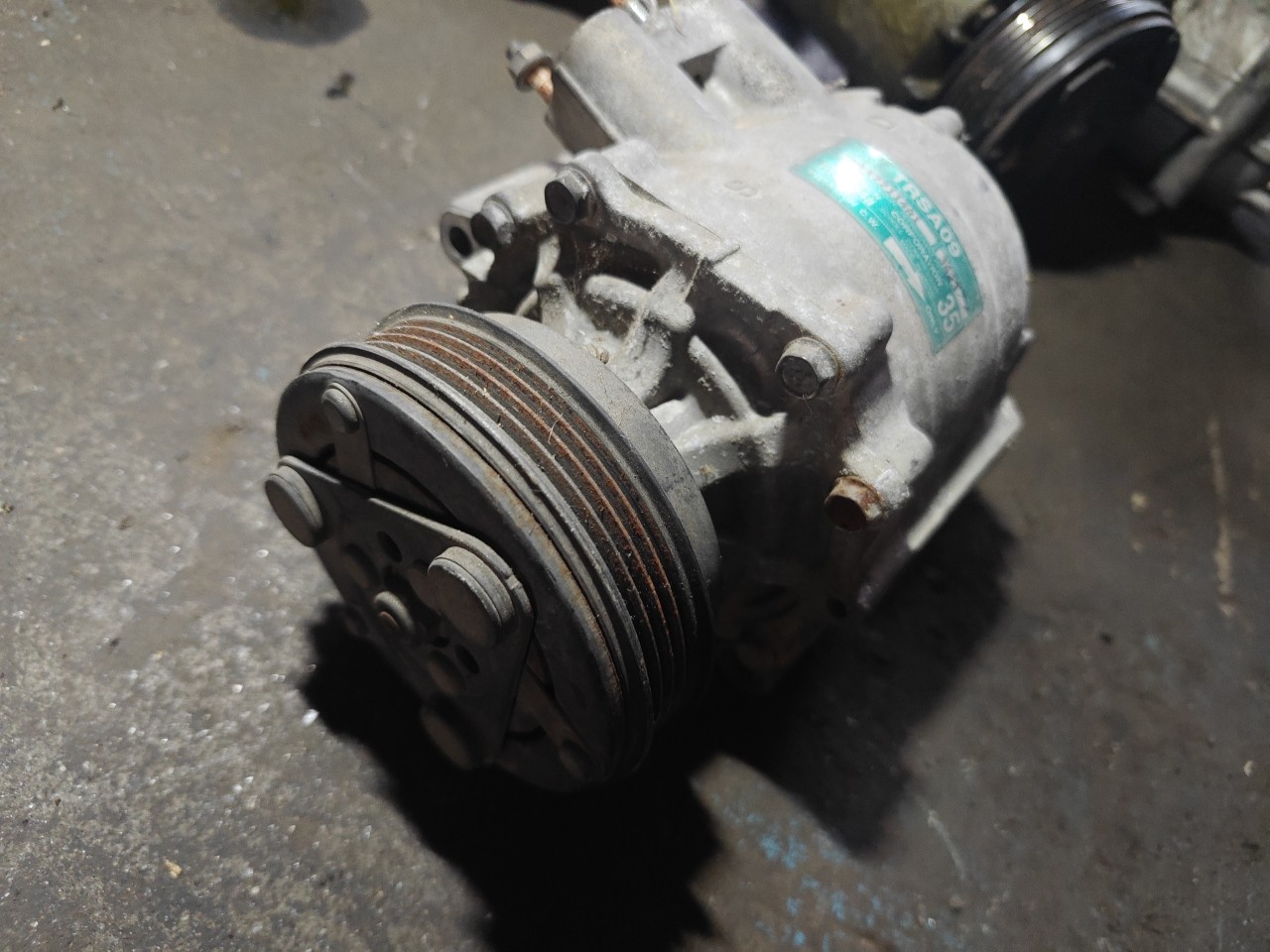 Compressor de Ar condicionado AC HONDA JAZZ II (GD_, GE3, GE2) | 01 - 08 Imagem-2 Compressor de Ar condicionado AC HONDA JAZZ II (GD_, GE3, GE2) | 01 - 08 Imagem-2