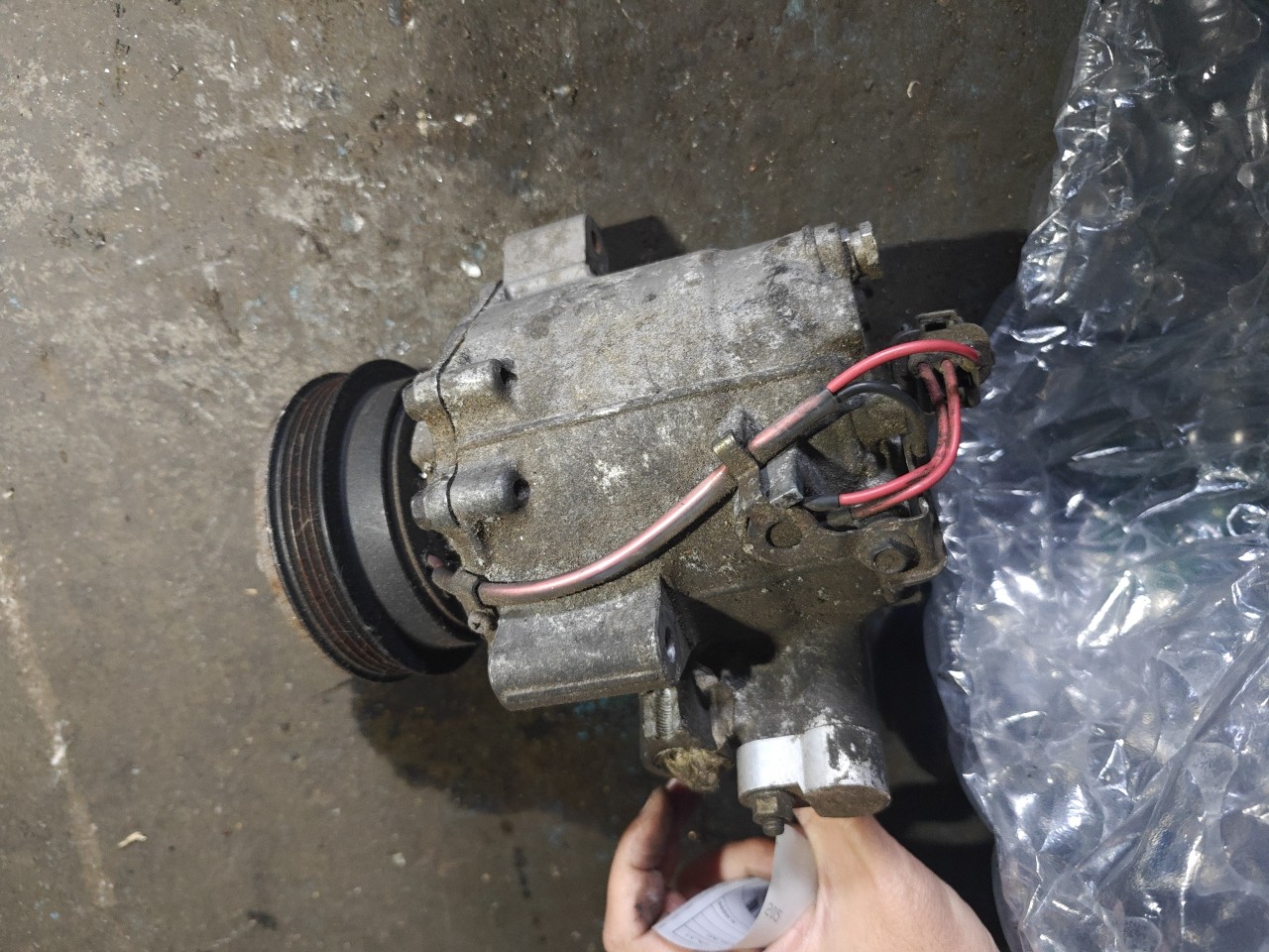 Compressor de Ar condicionado AC HONDA CIVIC VII três volumes (ES, ET) | 00 - 06 Imagem-4 Compressor de Ar condicionado AC HONDA CIVIC VII três volumes (ES, ET) | 00 - 06 Imagem-4