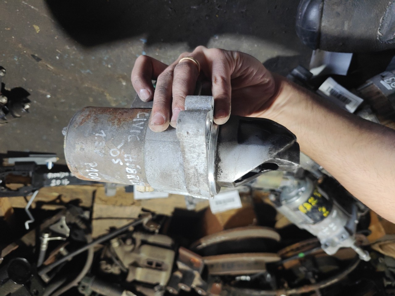 Motor de Arranque HONDA CIVIC VII Hatchback (EU, EP, EV) | 99 - 06 Imagem-4 Motor de Arranque HONDA CIVIC VII Hatchback (EU, EP, EV) | 99 - 06 Imagem-4