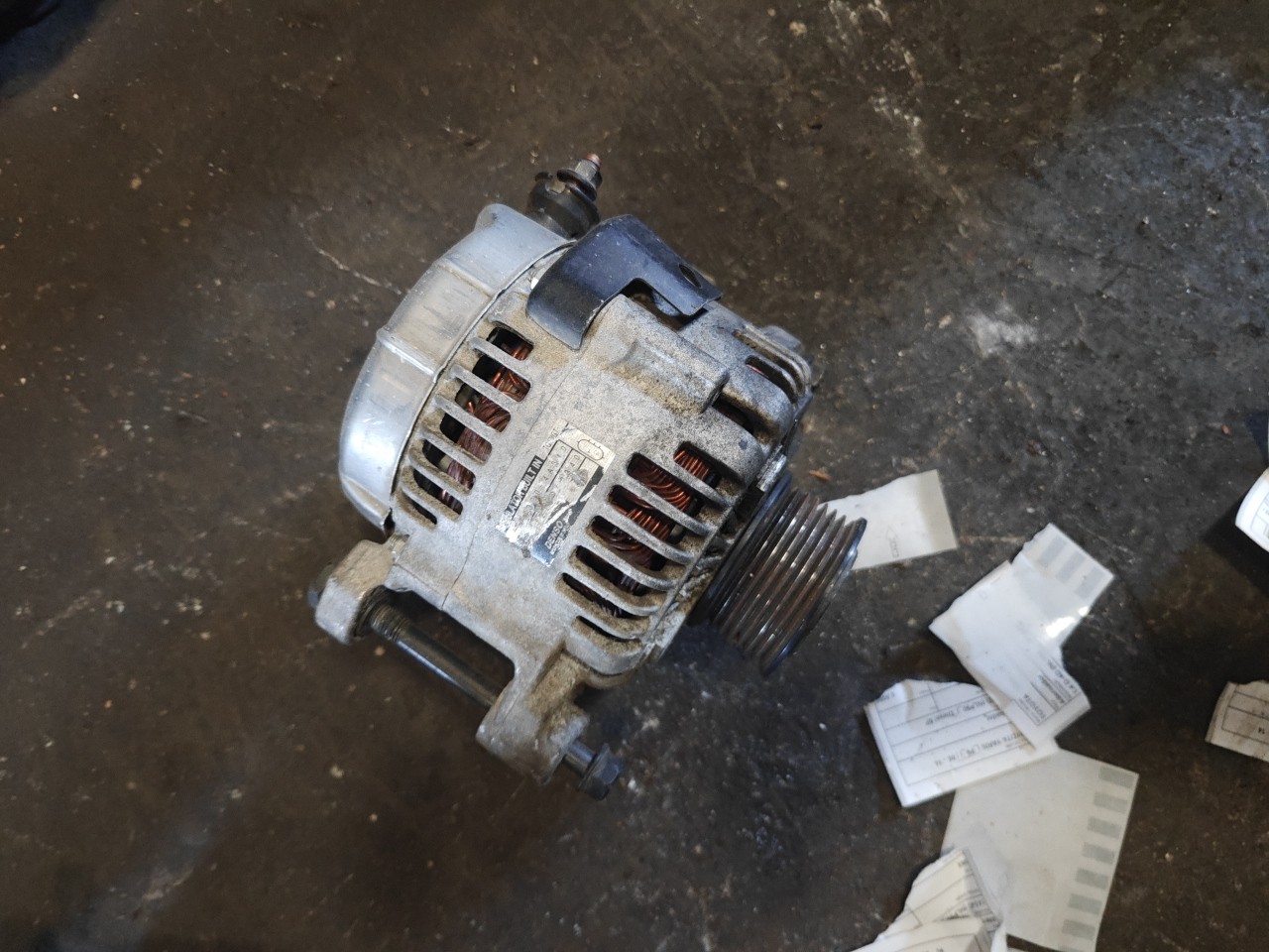 Alternador HYUNDAI H-1 / STAREX Veículo multiuso (A1) | 97 - 