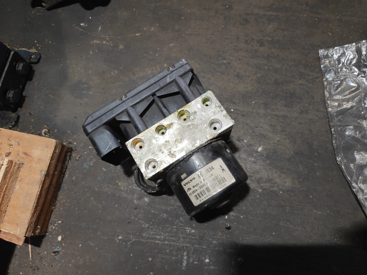 Bomba / Modulo ABS VOLVO S80 I (184) | 98 - 08