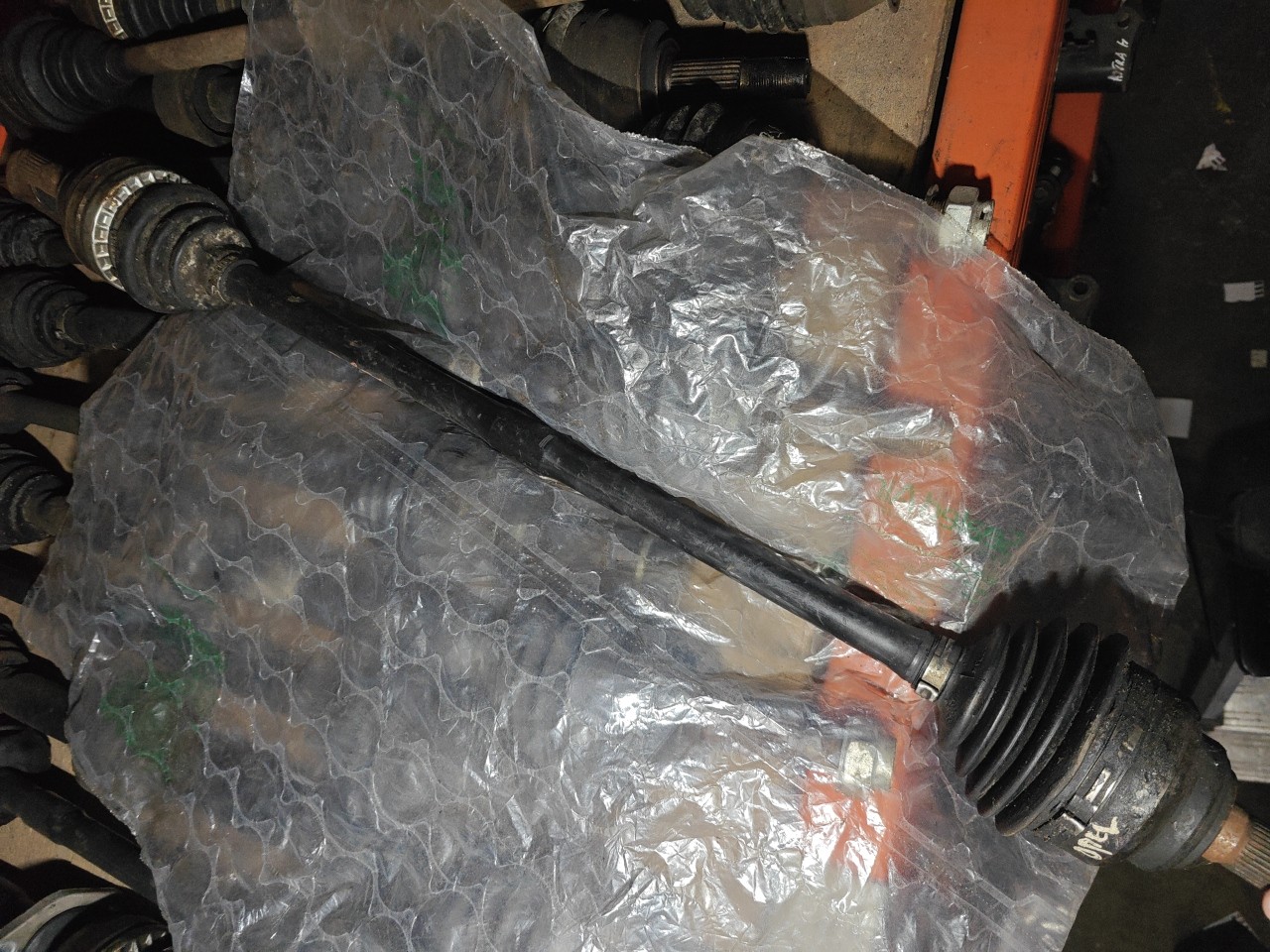 Transmissão Frente Direita OPEL ASTRA H (A04) | 04 - 14 Imagem-2 Transmissão Frente Direita OPEL ASTRA H (A04) | 04 - 14 Imagem-2