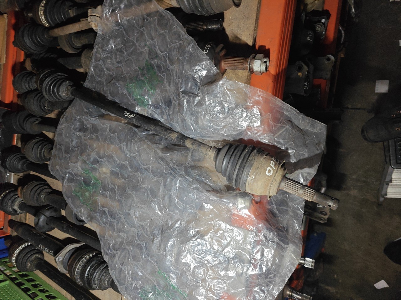 Transmissão Frente Direita OPEL ASTRA H (A04) | 04 - 14 Imagem-0 Transmissão Frente Direita OPEL ASTRA H (A04) | 04 - 14 Imagem-0