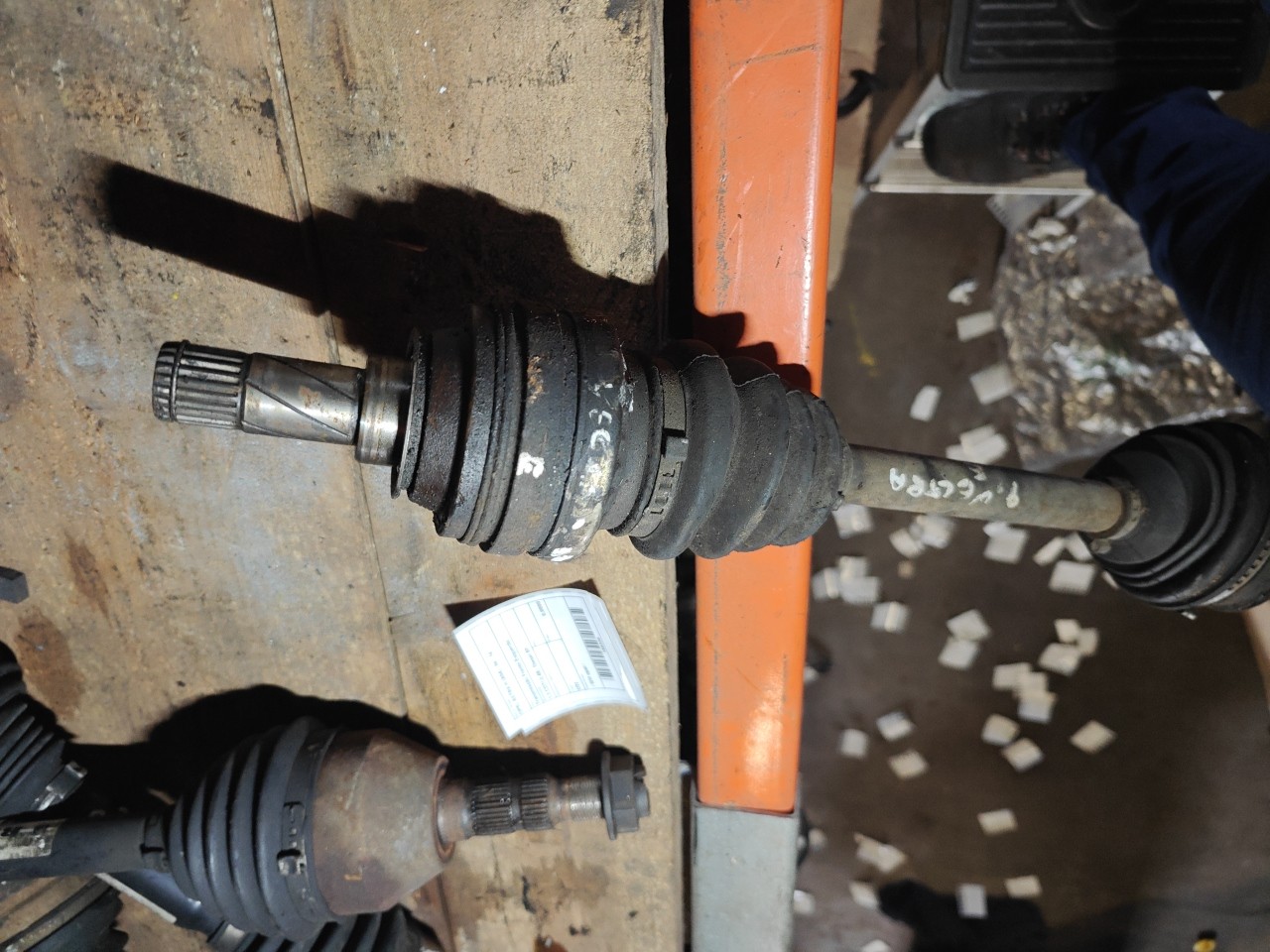 Transmissão Frente Esquerda OPEL VECTRA A (J89) | 88 - 95 Imagem-2 Transmissão Frente Esquerda OPEL VECTRA A (J89) | 88 - 95 Imagem-2