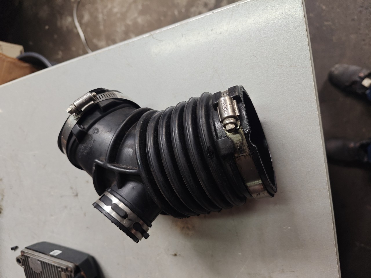 Tubo de Admissão Ar BMW 5 (G30, F90) | 16 - 