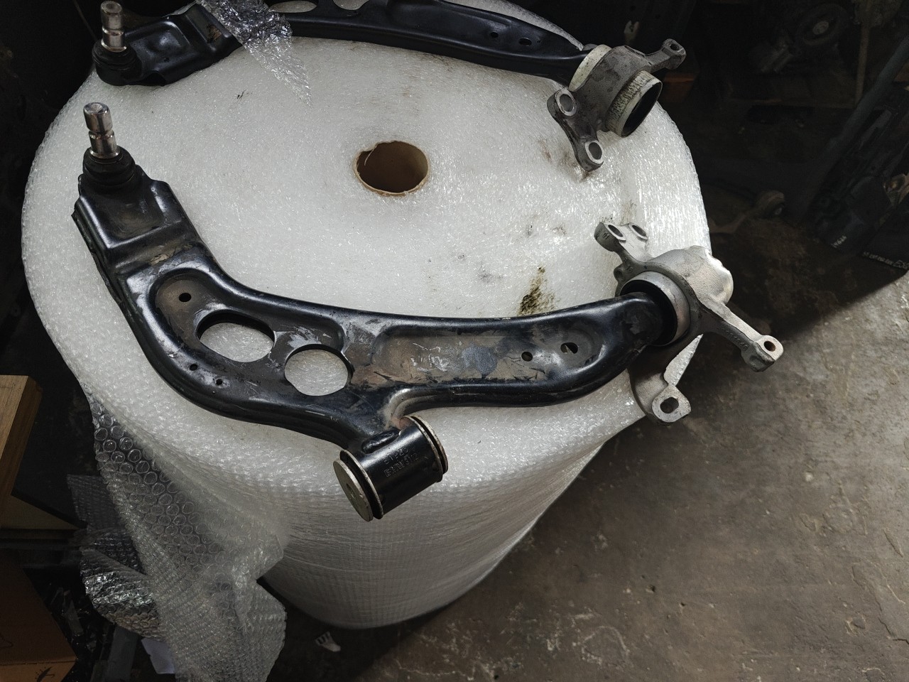 Braço de Suspensão Inferior Frente Direito BMW 1 (F40) | 19 - 