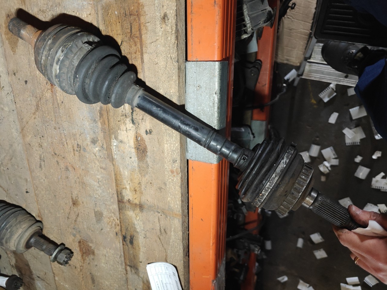 Transmissão Frente Esquerda OPEL ASTRA H (A04) | 04 - 14 Imagem-4 Transmissão Frente Esquerda OPEL ASTRA H (A04) | 04 - 14 Imagem-4