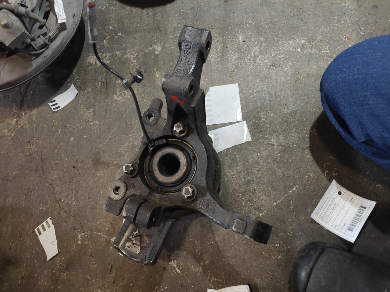 Manga de Eixo Frente Direita OPEL ASTRA H (A04) | 04 - 14 Imagem-2 Manga de Eixo Frente Direita OPEL ASTRA H (A04) | 04 - 14 Imagem-2