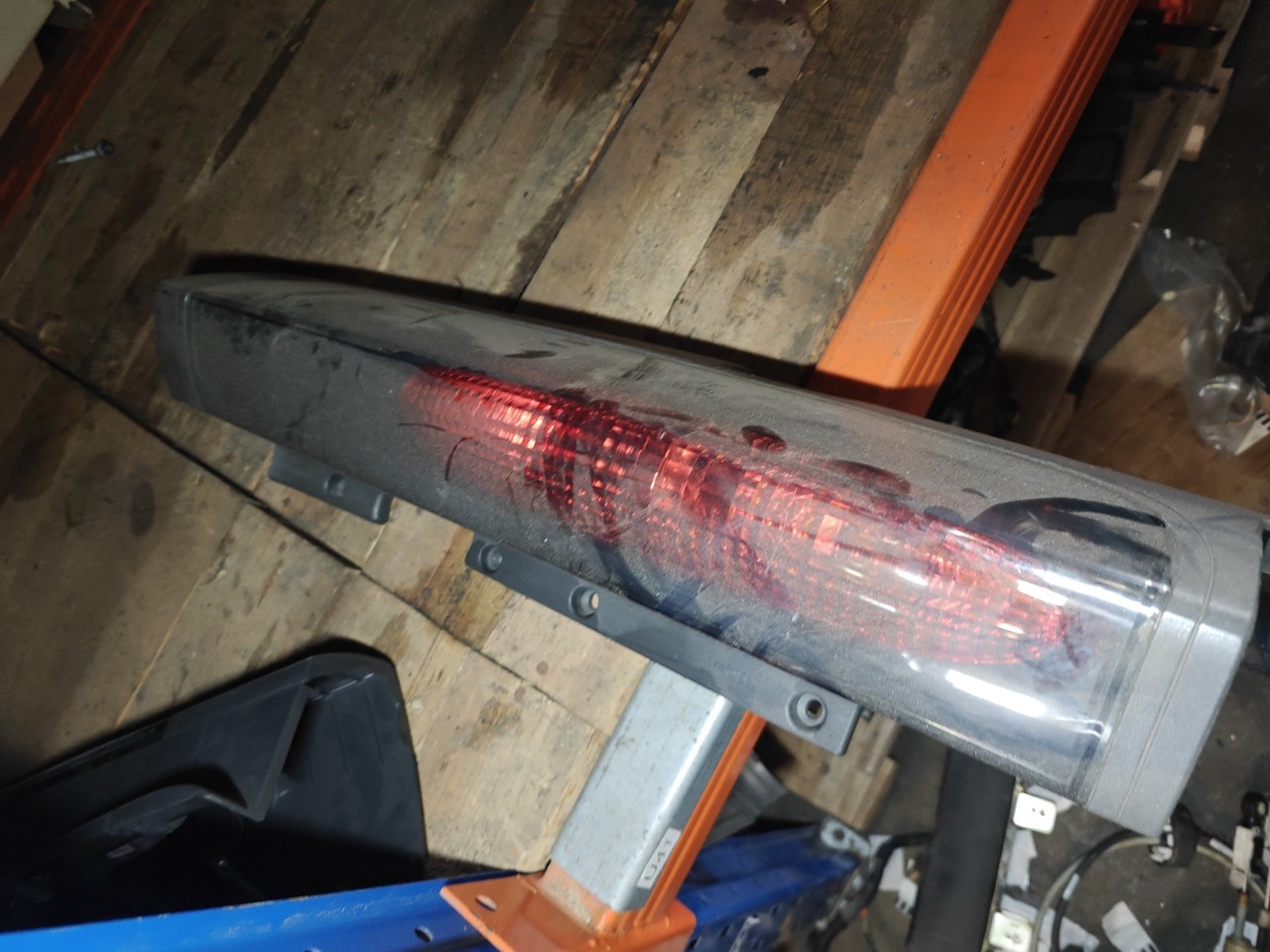 Farolim Direito do Painel Lanterna direitaIlharga OPEL VIVARO A Caixa (X83) | 01 -  Imagem-1 Farolim Direito do Painel Lanterna direitaIlharga OPEL VIVARO A Caixa (X83) | 01 -  Imagem-1