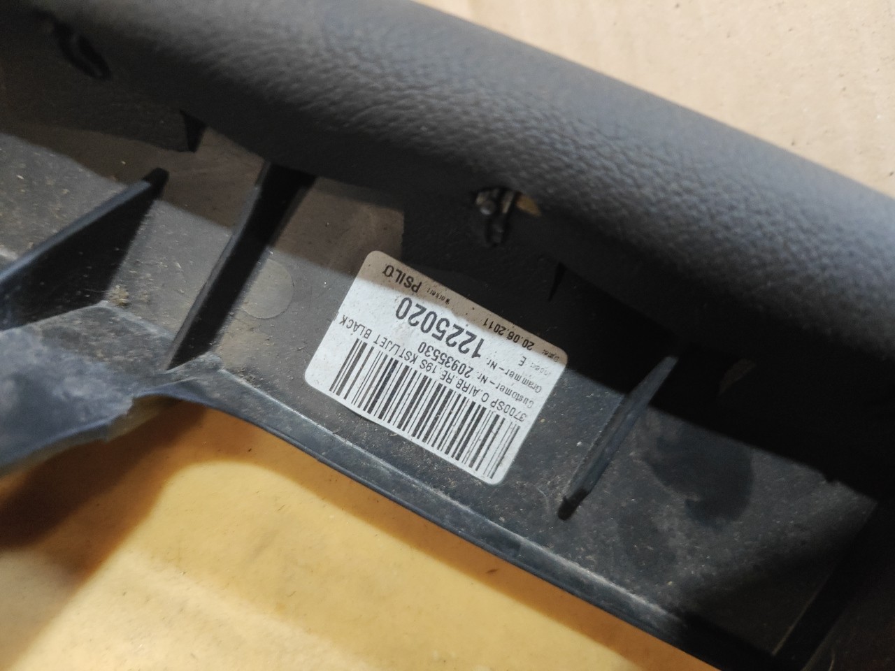 Encosto do Banco OPEL INSIGNIA A (G09) | 08 - 17 Imagem-1 Encosto do Banco OPEL INSIGNIA A (G09) | 08 - 17 Imagem-1