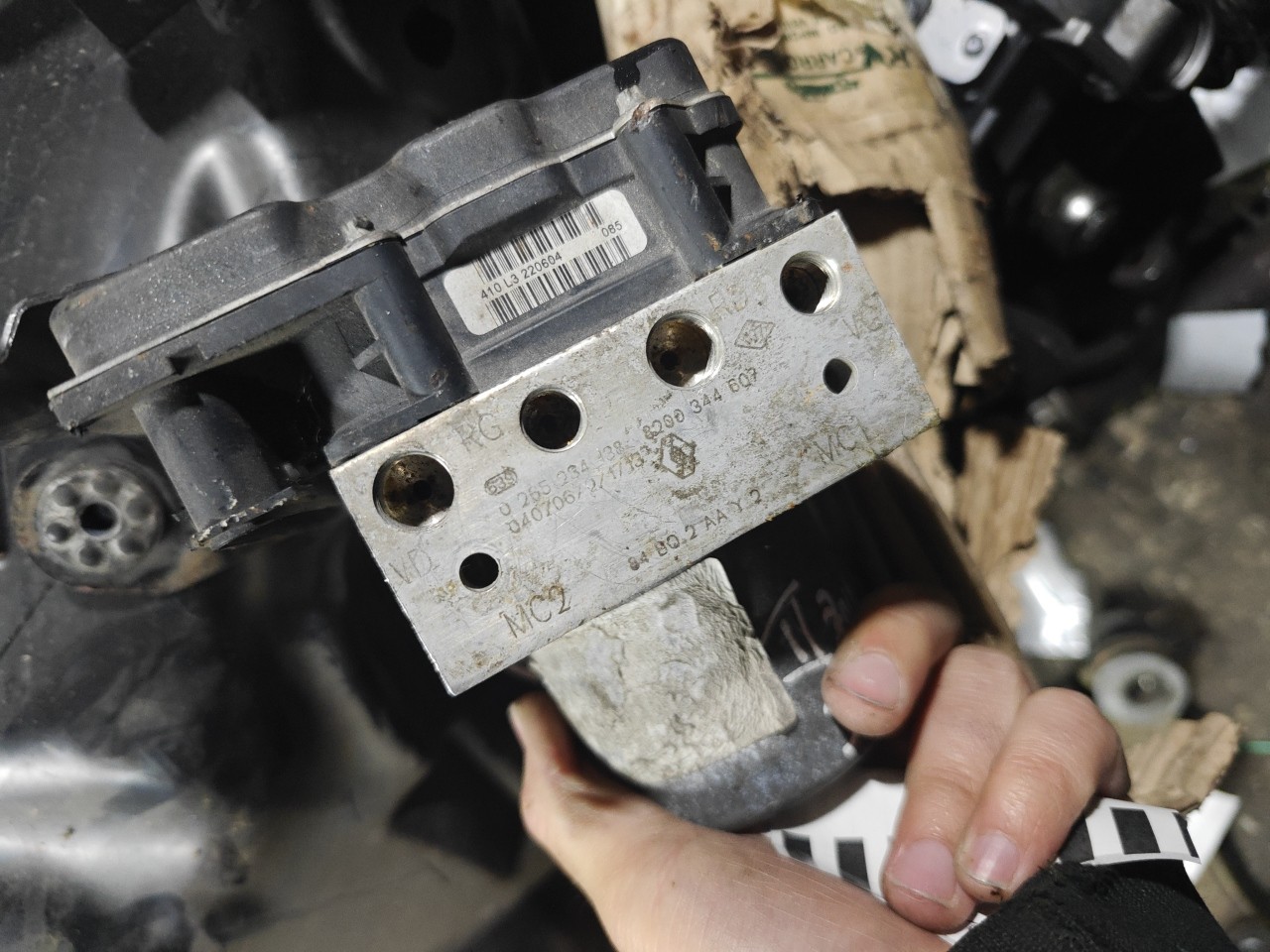 Bomba / Modulo ABS RENAULT MEGANE II (BM0/1_, CM0/1_) | 01 - 12 Imagem-2