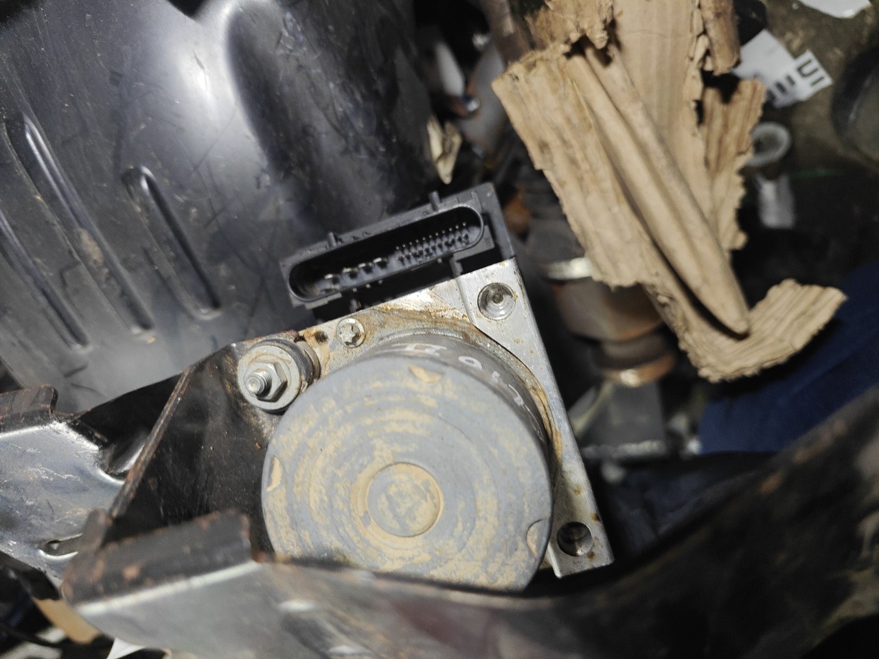 Bomba / Modulo ABS RENAULT CLIO II (BB_, CB_) | 98 -  Imagem-1