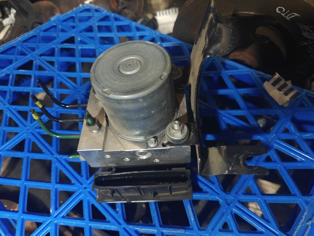 Bomba / Modulo ABS RENAULT CLIO III (BR0/1, CR0/1) | 05 - 