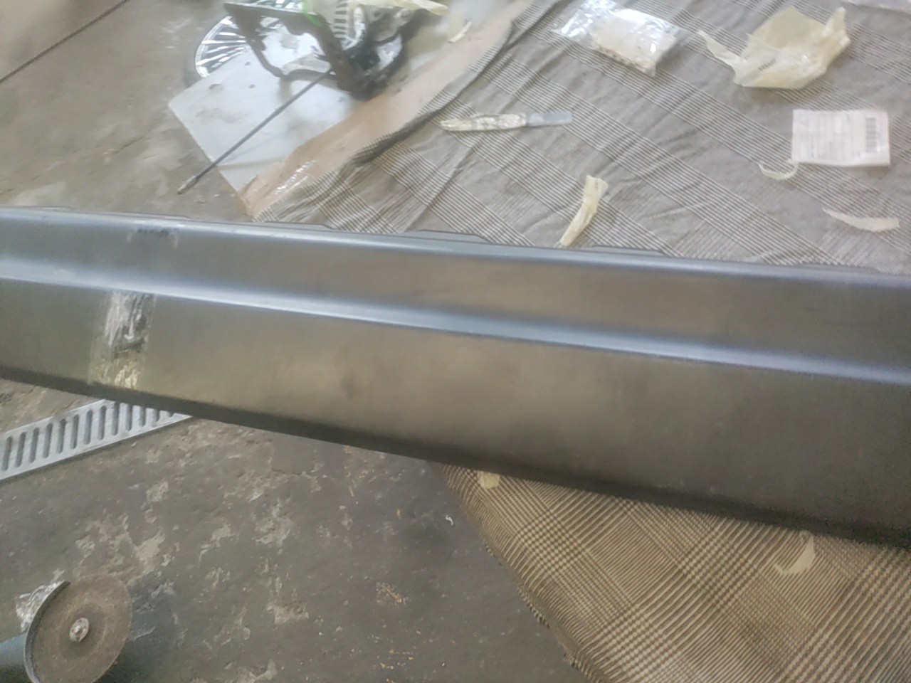 Embaladeira Direita plastico BMW X3 (E83) | 03 - 11 Imagem-2 Embaladeira Direita plastico BMW X3 (E83) | 03 - 11 Imagem-2