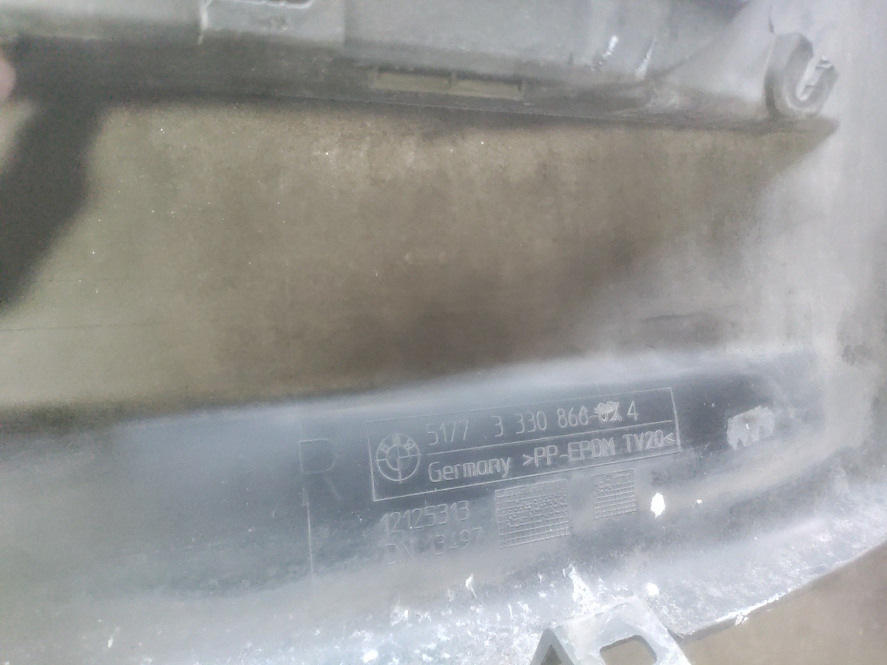 Embaladeira Direita plastico BMW X3 (E83) | 03 - 11 Imagem-9 Embaladeira Direita plastico BMW X3 (E83) | 03 - 11 Imagem-9