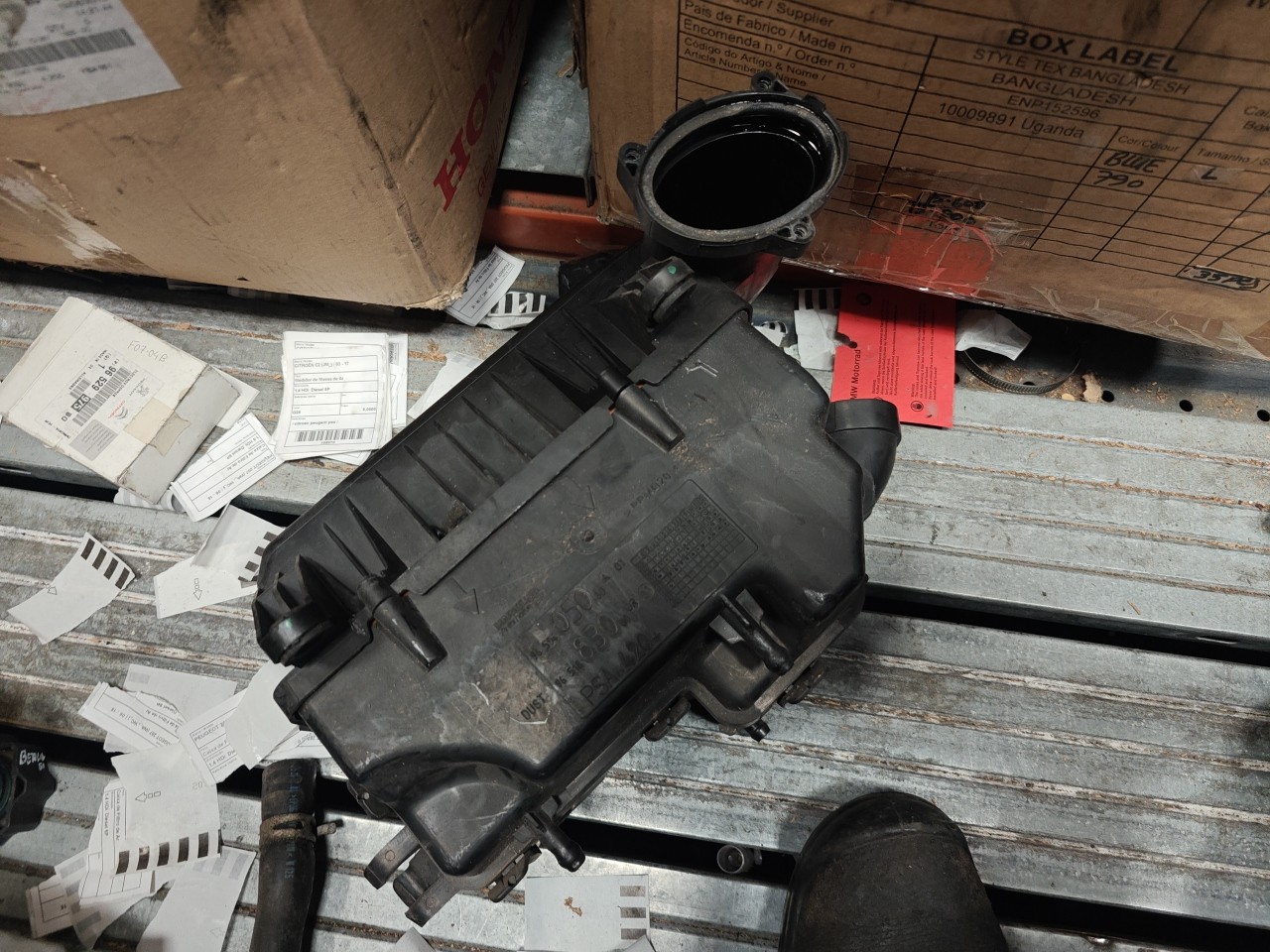 Caixa de Filtro de Ar PEUGEOT 207 (WA_, WC_) | 06 - 15