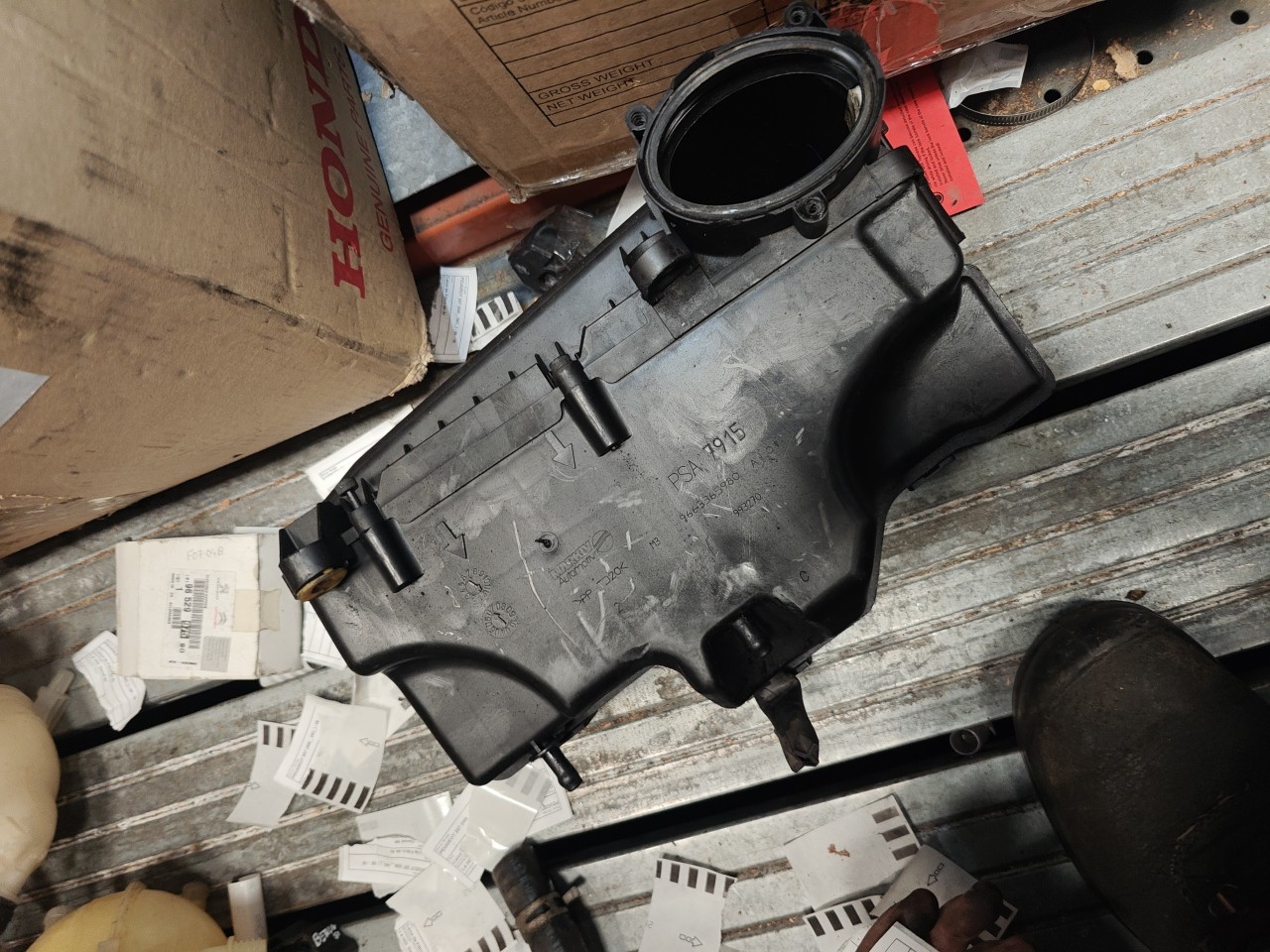 Caixa de Filtro de Ar PEUGEOT 207 (WA_, WC_) | 06 - 15