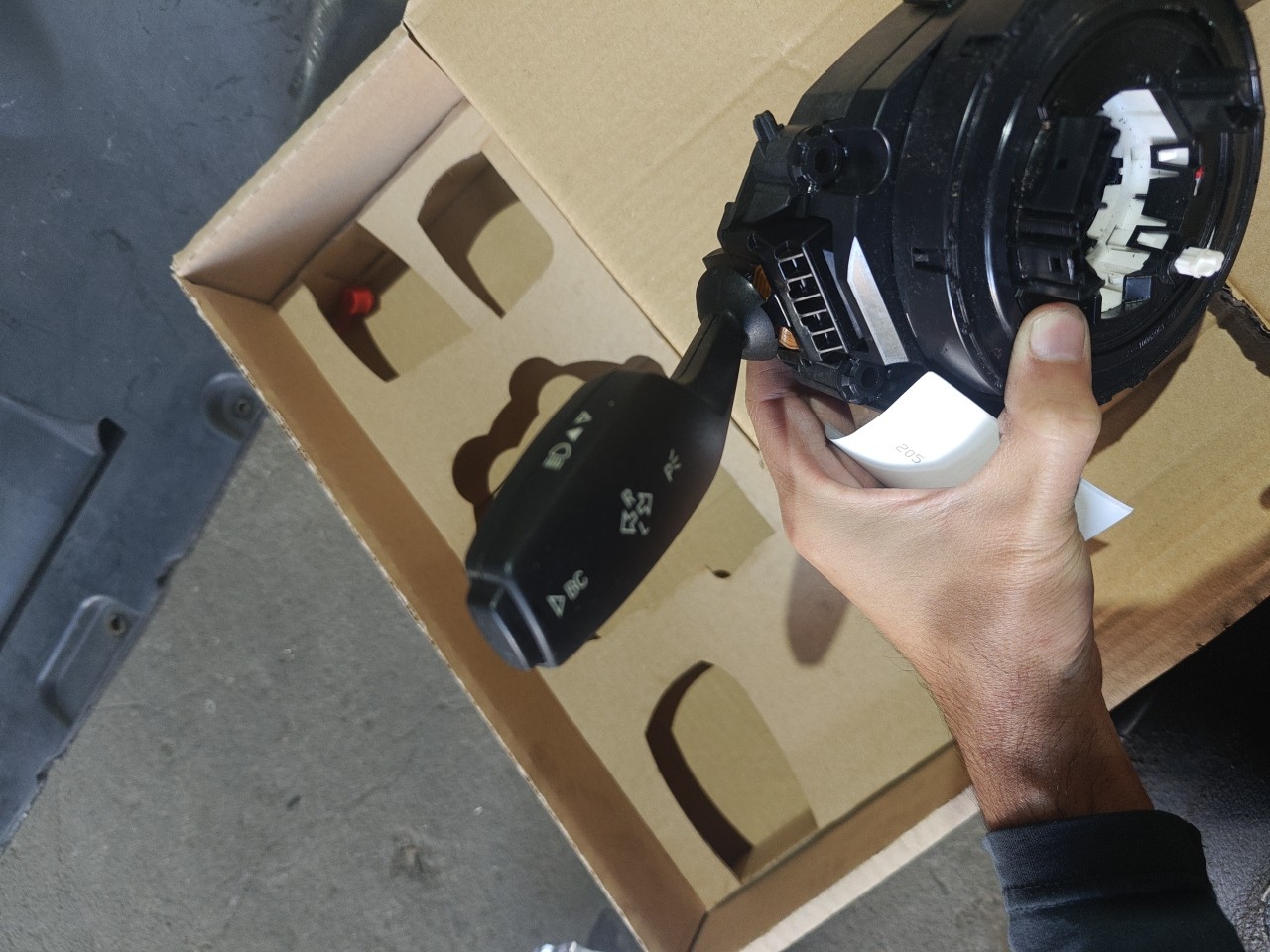 Fita de Airbag com Comutador luzes e limpa vidros BMW 1 (F20) | 11 - 19 Imagem-2