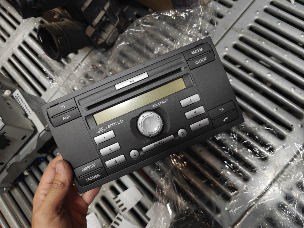 Auto Radio FORD TRANSIT CONNECT (P65_, P70_, P80_) | 02 - 