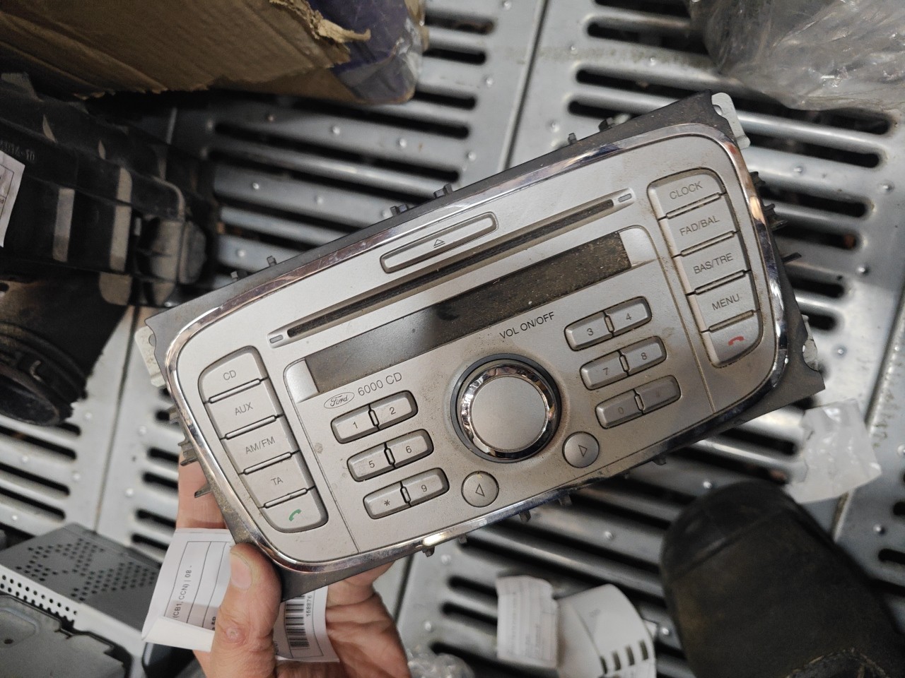 Auto Radio FORD FOCUS II (DA_, HCP, DP) | 04 - 13
