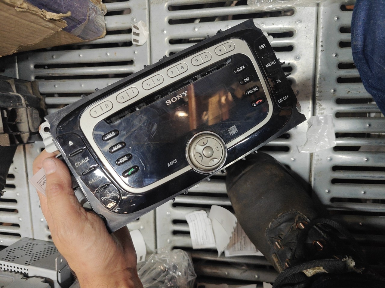 Auto Radio FORD FOCUS II (DA_, HCP, DP) | 04 - 13