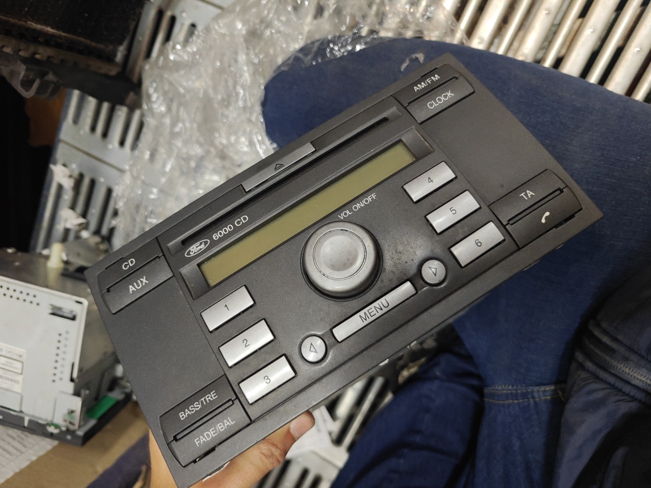 Auto Radio FORD FOCUS II (DA_, HCP, DP) | 04 - 13