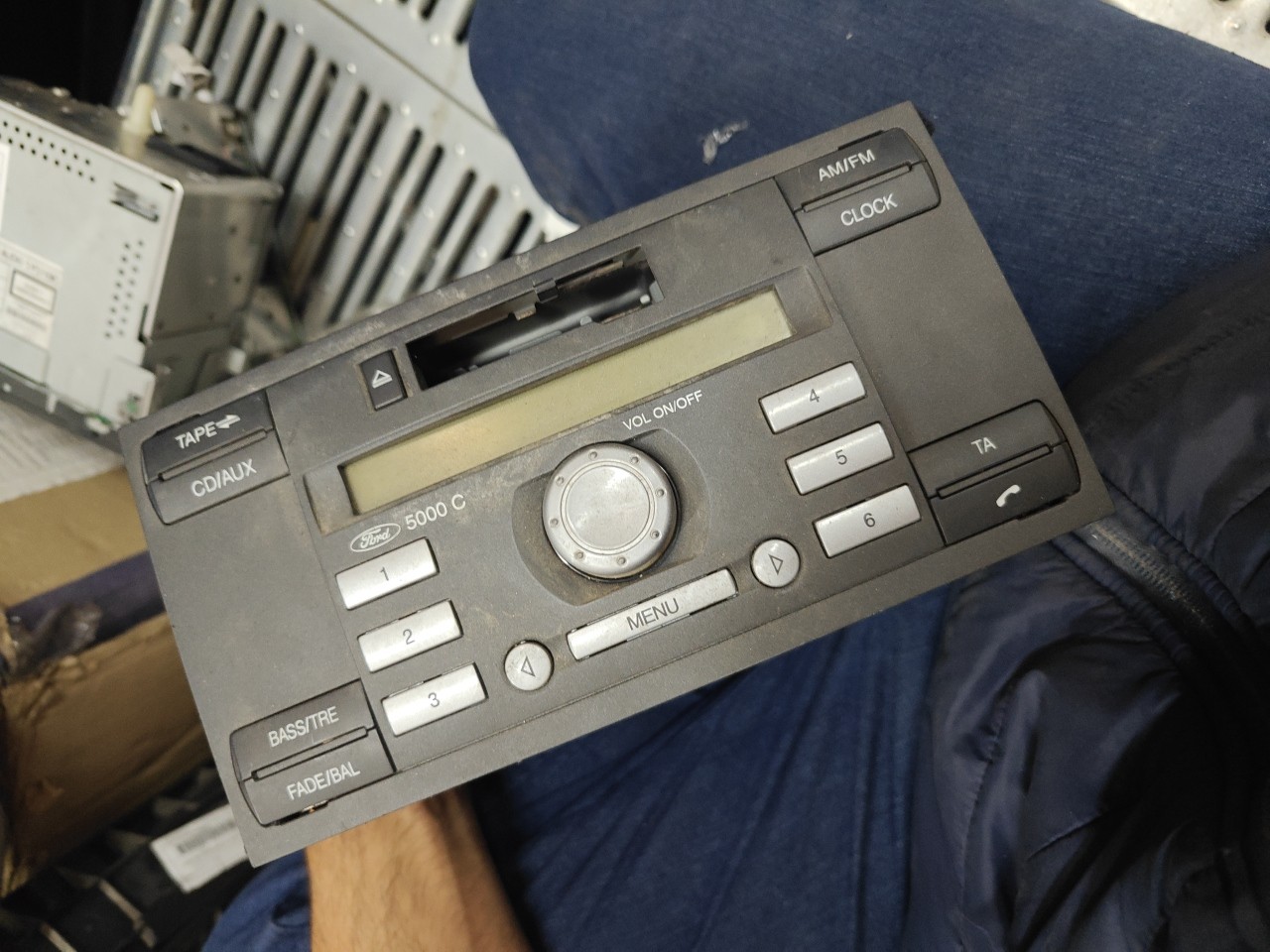 Auto Radio FORD FOCUS II (DA_, HCP, DP) | 04 - 13
