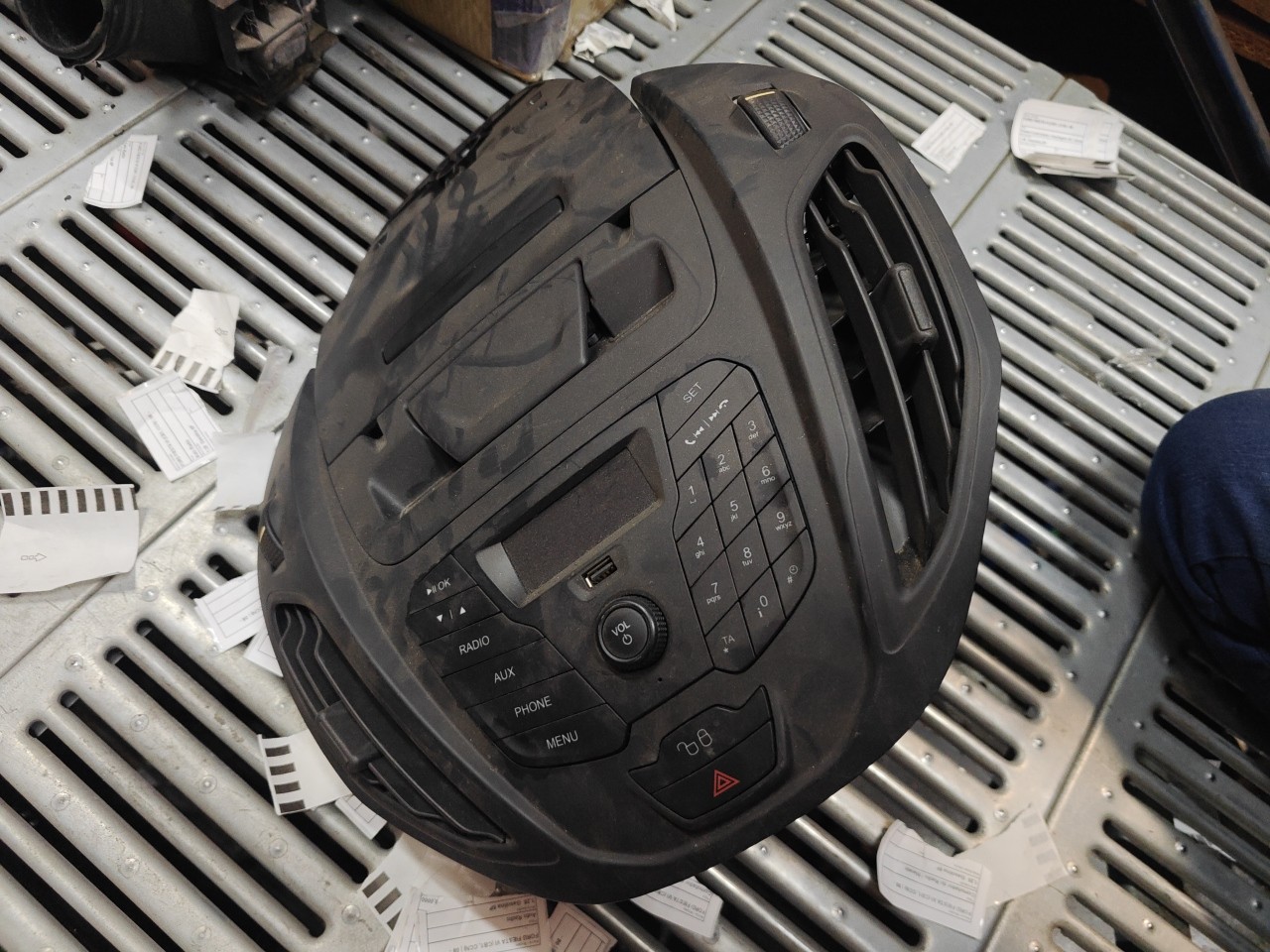 Comutador do Radio / Manete FORD TOURNEO COURIER B460 Kombi | 14 - 