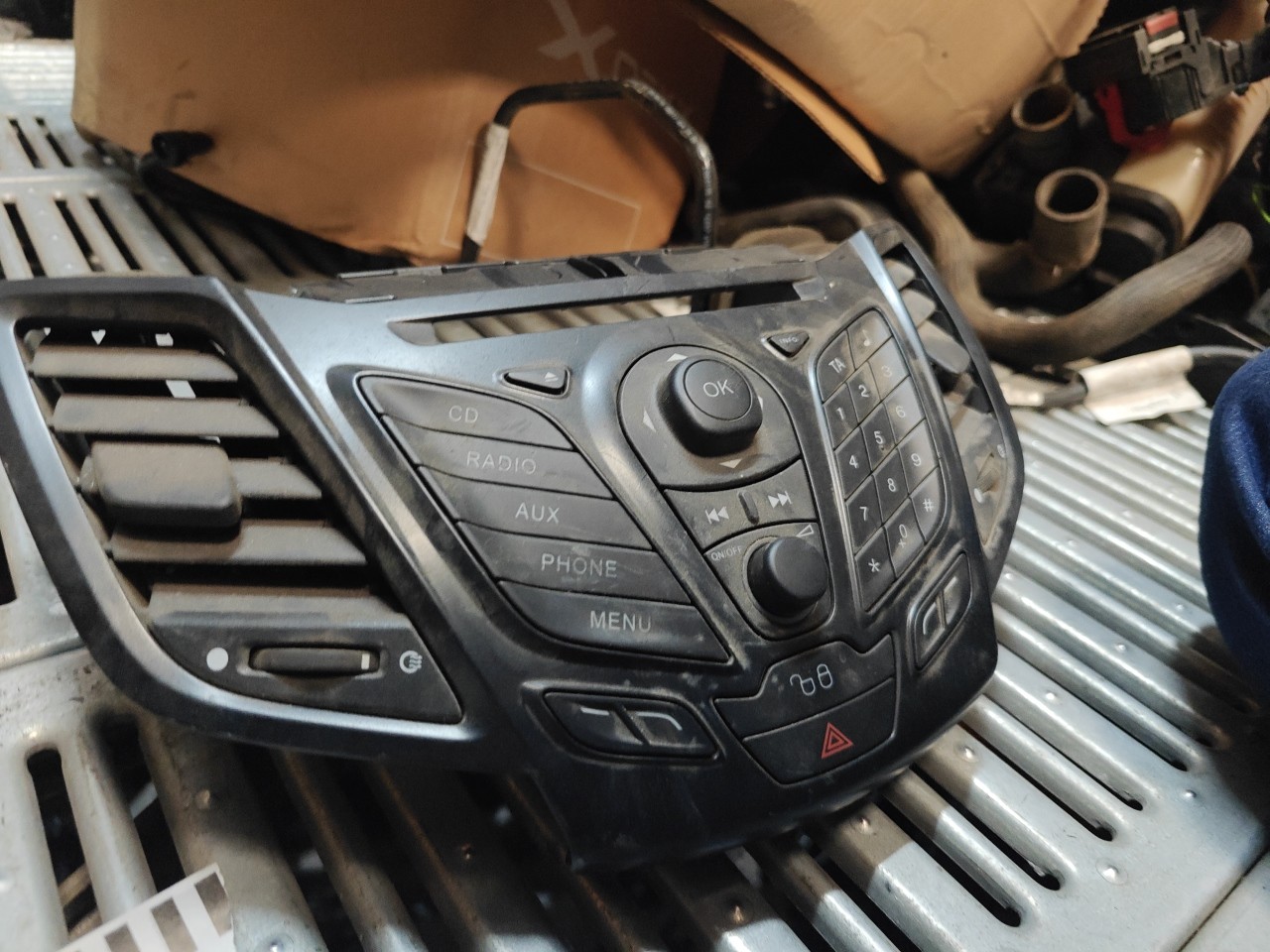 Comutador do Radio / Manete FORD FIESTA VI (CB1, CCN) | 08 -  Imagem-1