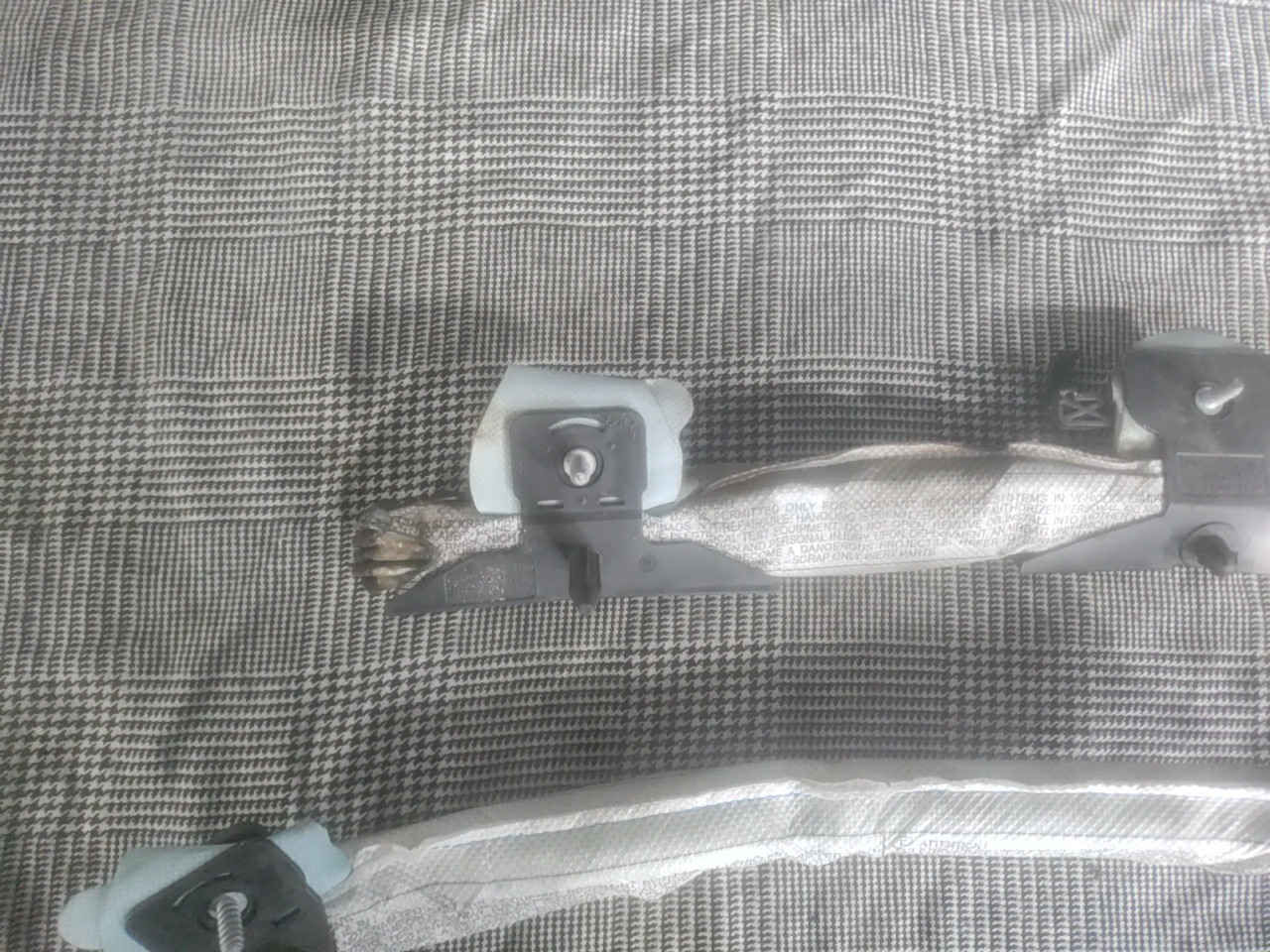 Airbag de Cortina lado Direito BMW 3 Touring (E91) | 04 - 12 Imagem-2 Airbag de Cortina lado Direito BMW 3 Touring (E91) | 04 - 12 Imagem-2